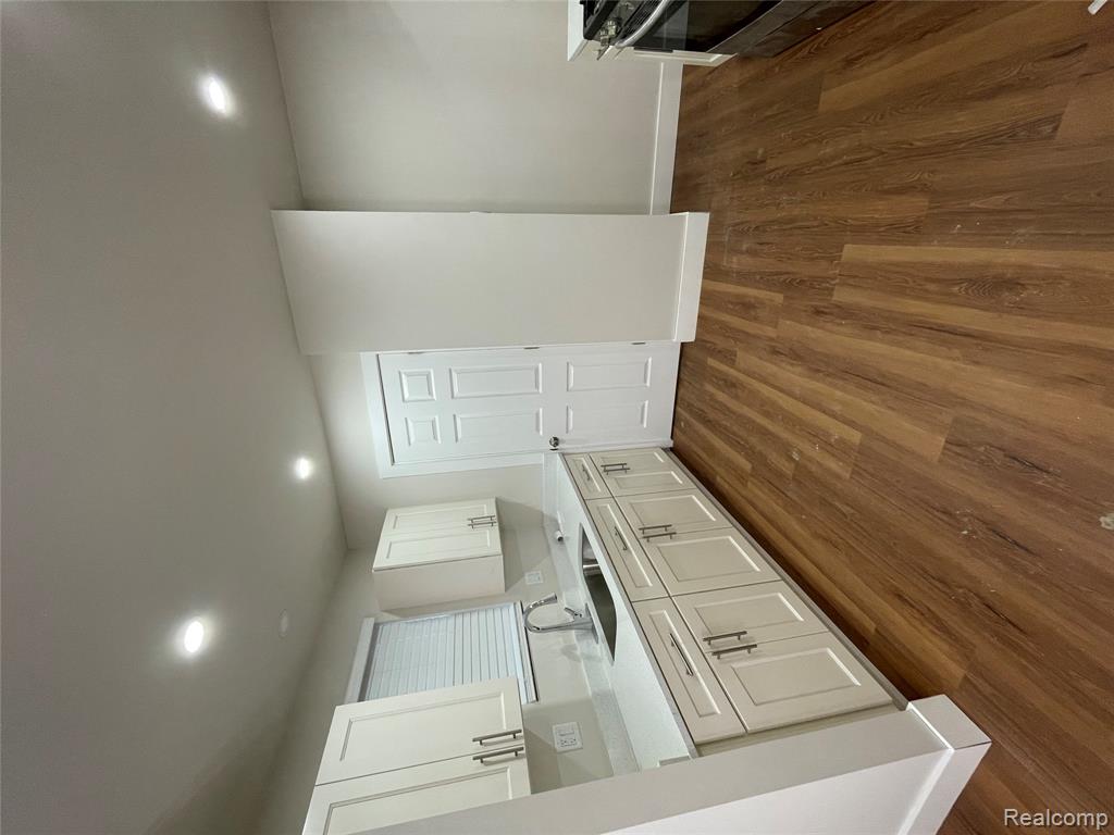 8634 Patton Street, Detroit, MI 48228 — Photo 4