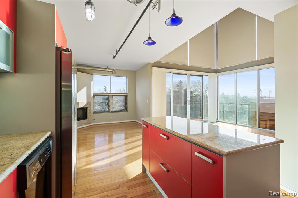 614 S TROY Street, 204, Royal Oak, MI 48067 — Photo 9
