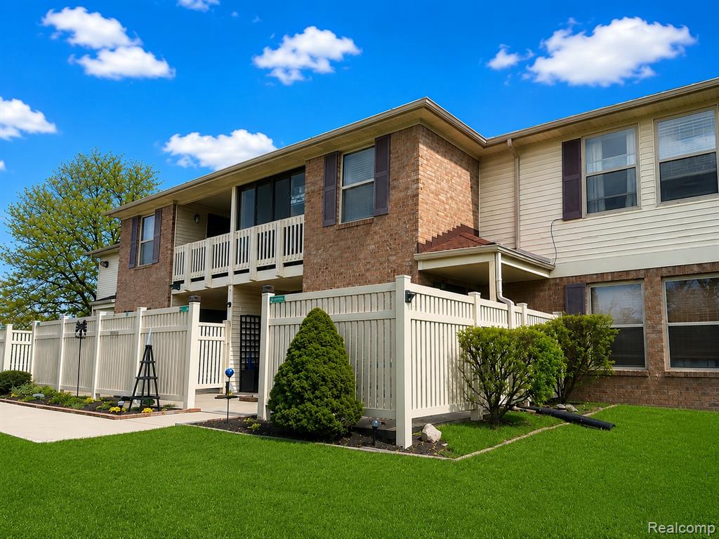 61101 Greenwood Drive, South Lyon, MI 48178 — front exterior
