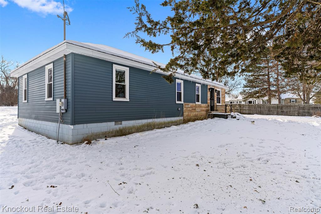 1268 E Dodge Road, Mount Morris, MI 48458 — Photo 12