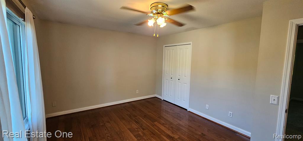 961 Abbey Lane, Milford, MI 48381 — Photo 15