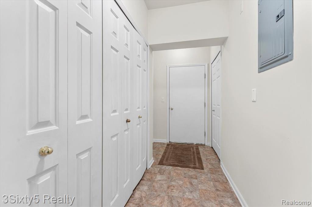 519 Mulberry Street, 33, Wyandotte, MI 48192 — Photo 21