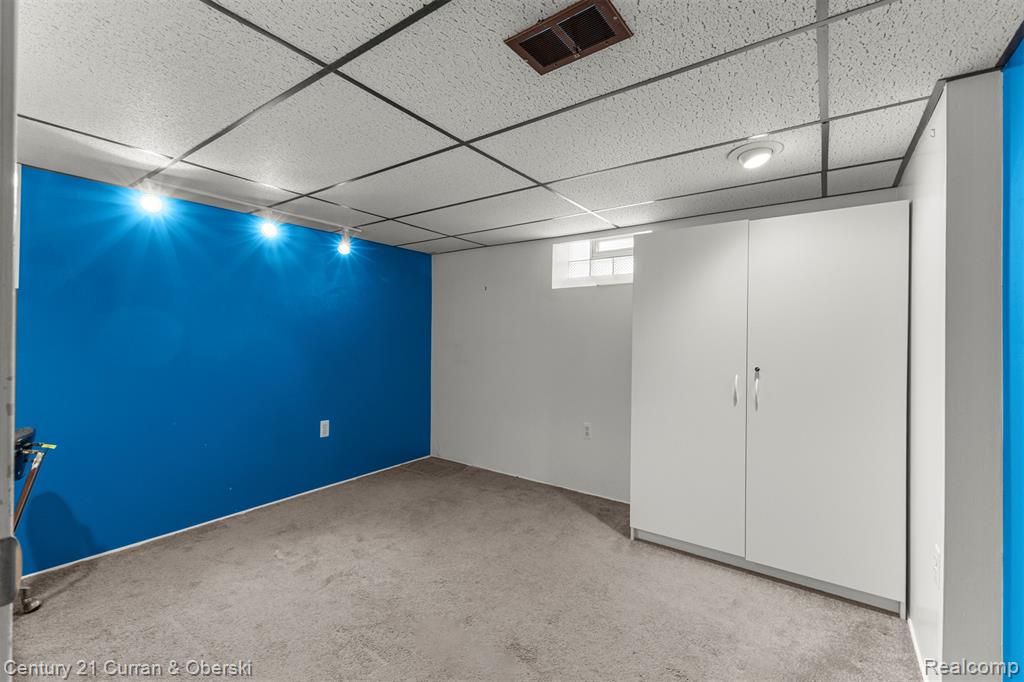 7146 Luana Avenue, Allen Park, MI 48101 — Photo 26