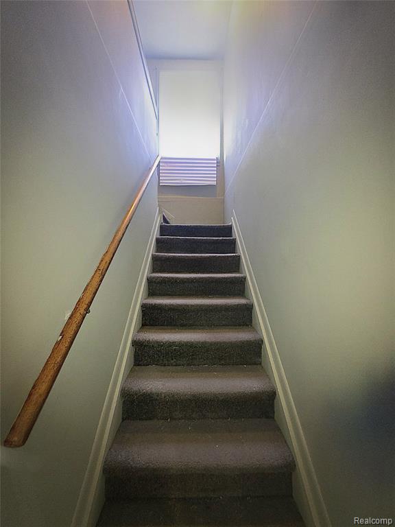 8882 Grandville Avenue, Detroit, MI 48228 — Photo 11