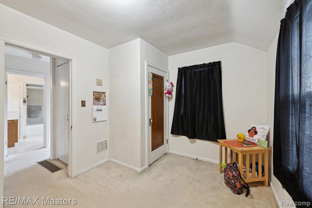 611 SAINT MARYS Avenue, Monroe, MI 48162 — Photo 20