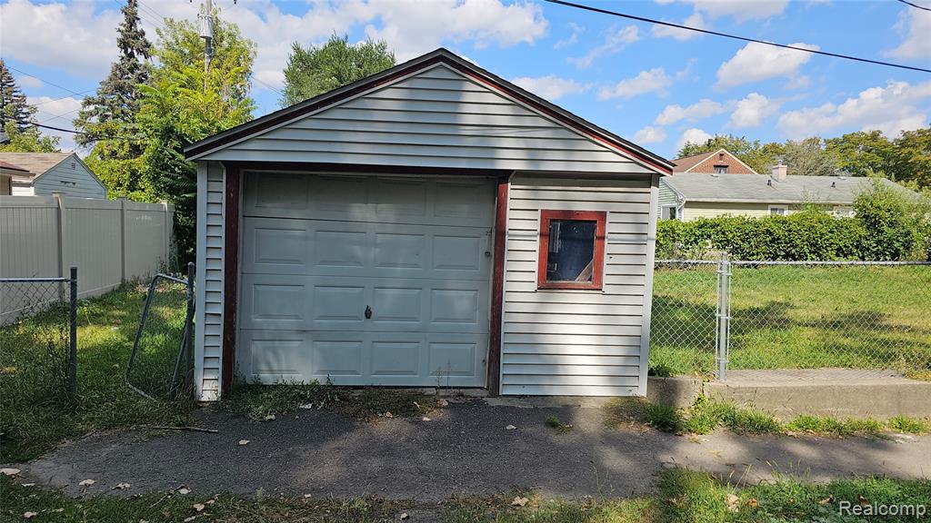 6303 Grandmont Avenue, Detroit, MI 48228 — Photo 29