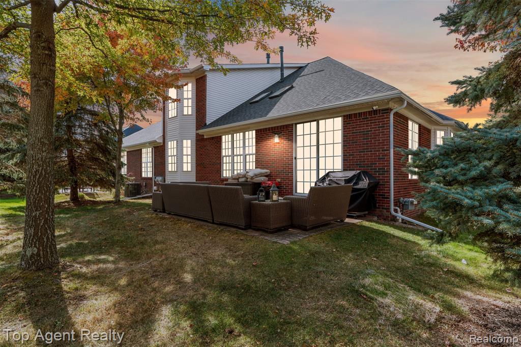 44258 Constellation Drive, Sterling Heights, MI 48314 — Photo 24