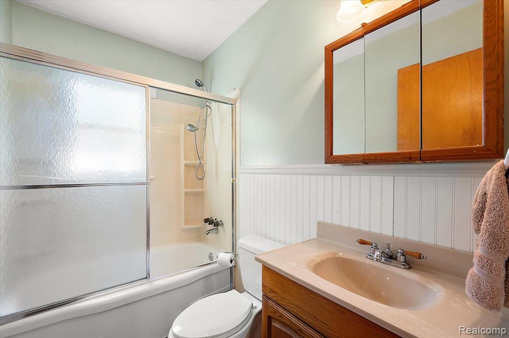 5942 Harrison Street, Garden City, MI — Photo 17
