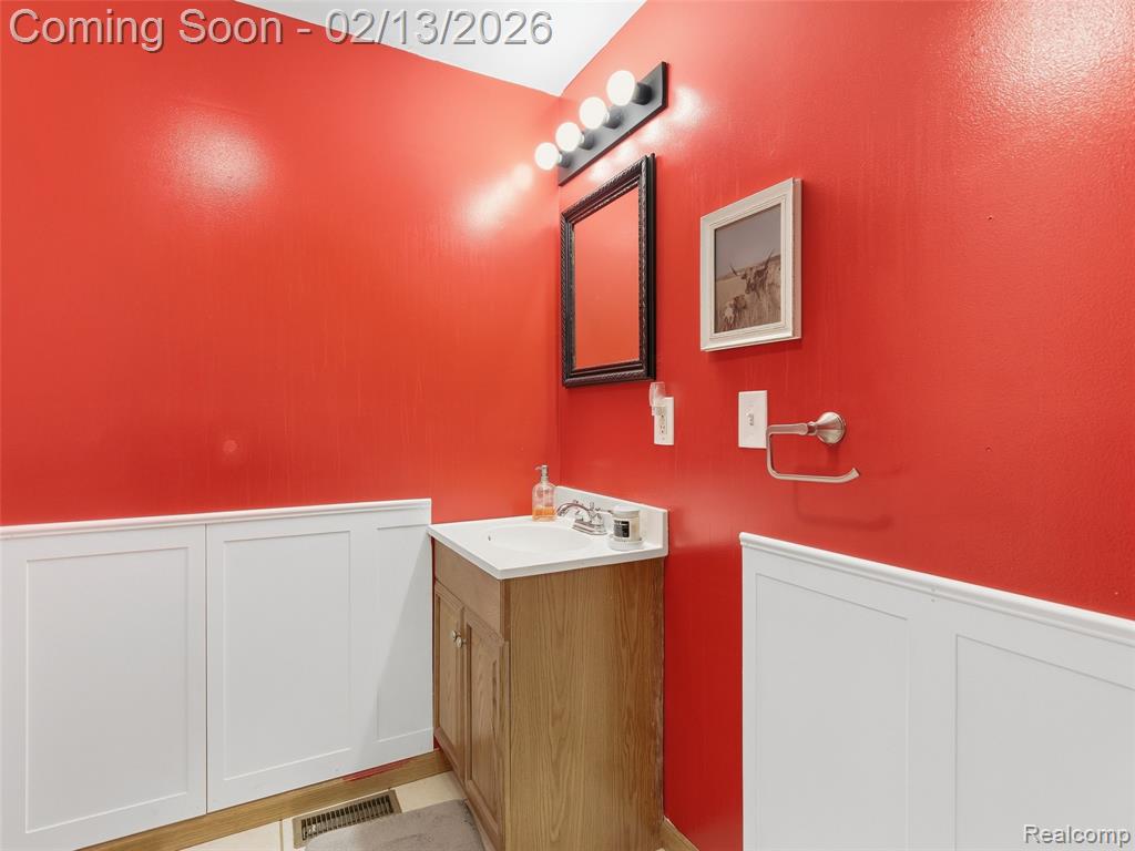 2222 Landmark Drive, Lapeer, MI 48446 — Photo 18
