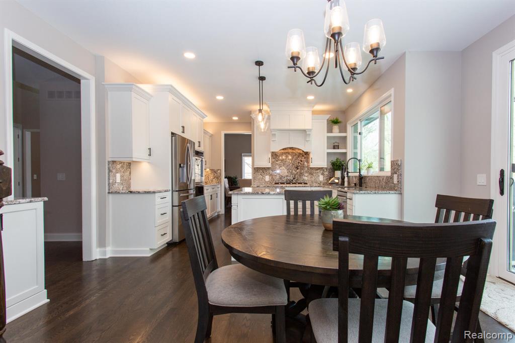 414 Roundview Drive, Rochester, MI 48307 — Photo 45