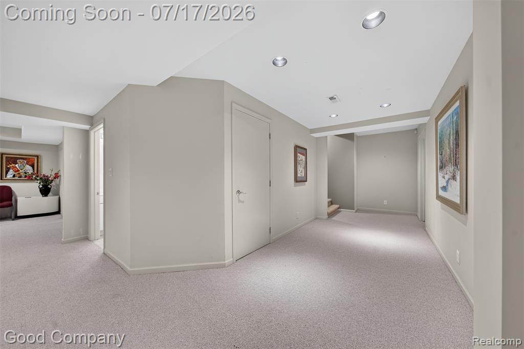 6698 Carlyle Court, West Bloomfield, MI — Photo 34