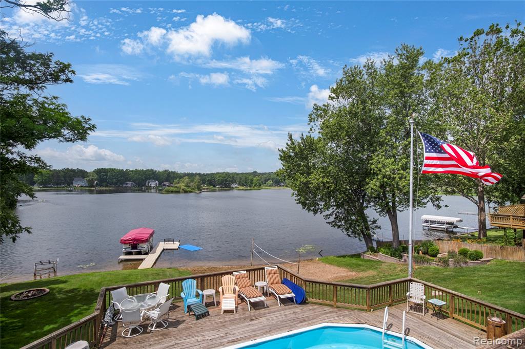 10075 Graham Drive, Clarkston, MI 48348 — Photo 3