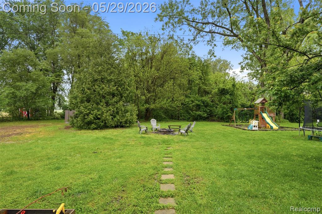 22349 Middlebelt Road, New Boston, MI 48164 — Photo 31