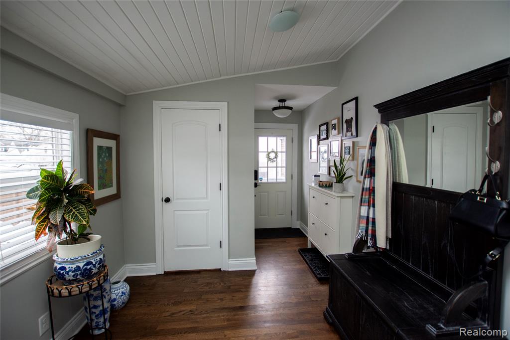 550 Pinecrest Drive, Ferndale, MI 48220 — Photo 14