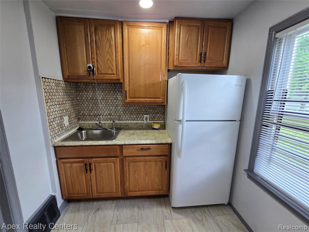 7671 - 7675 Evergreen Avenue, Detroit, MI 48228 — Photo 70