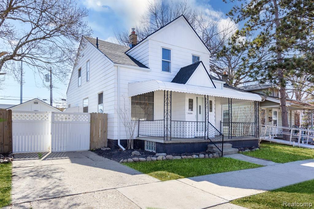 8316 RIVARD Avenue, Warren, MI 48089 — Photo 2