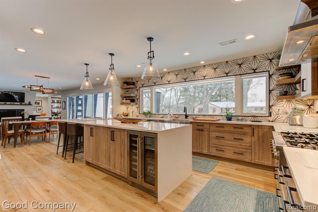 805 N Pemberton Road, Bloomfield Hills, MI 48302 — Photo 28