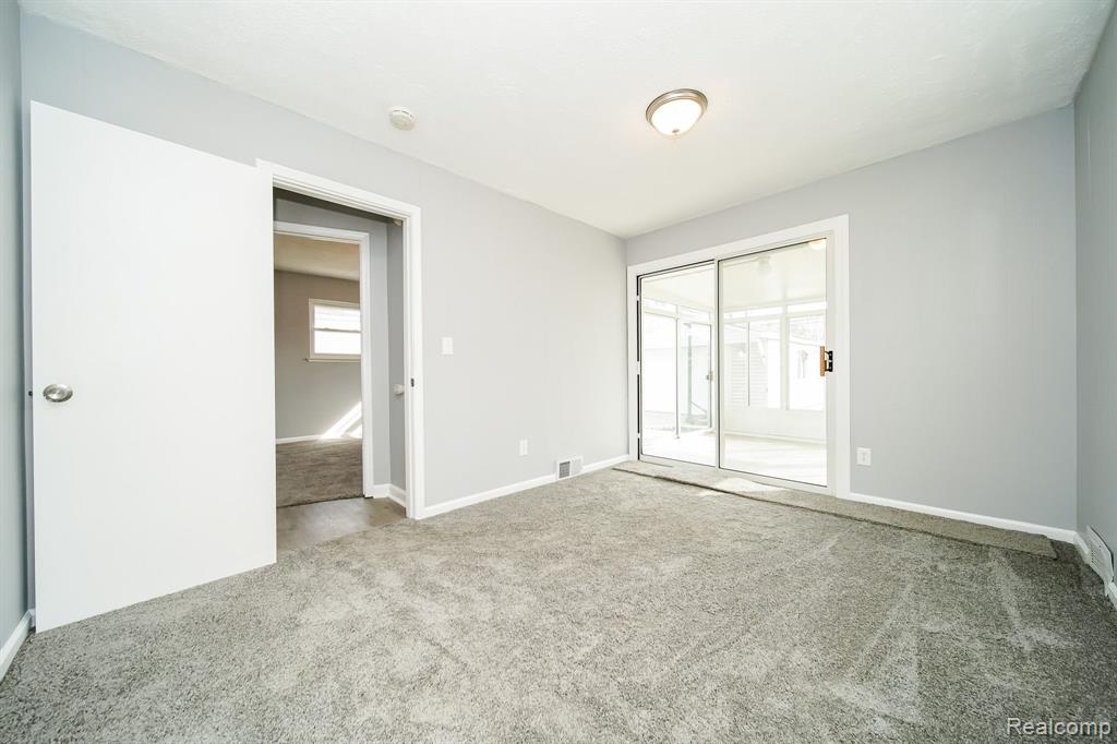 5943 FELLRATH Street, Taylor, MI 48180 — Photo 39