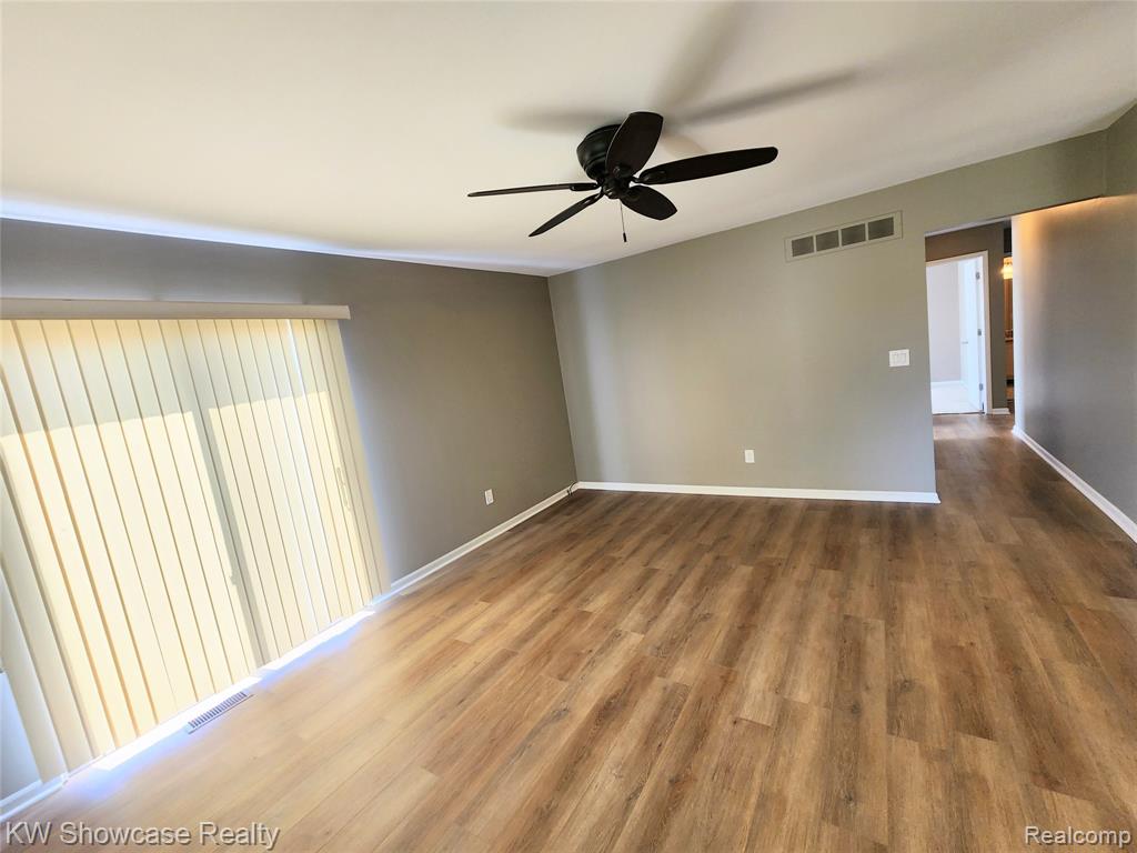 38824 Windmill Pointe S, Clinton Twp, MI 48038 — Photo 6