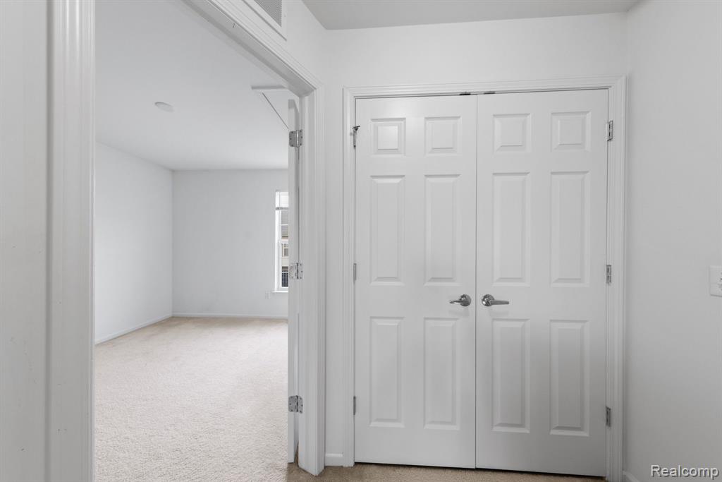 44744 GWINNETT Loop, Novi, MI 48377 — Photo 17
