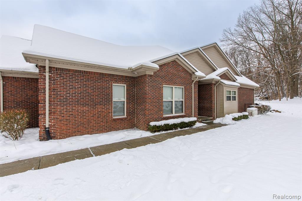 9573 Kingsway Circle, Clarkston, MI 48348 — Photo 3