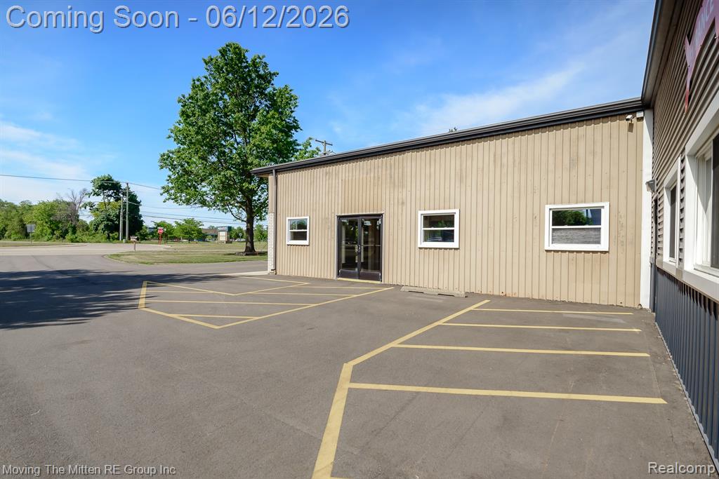 6250 Jackson Road, Ann Arbor, MI 48103 — Photo 6