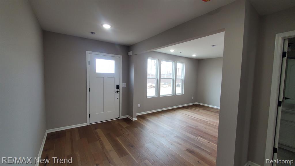 43099 Atwood Avenue, Novi, MI — Photo 3