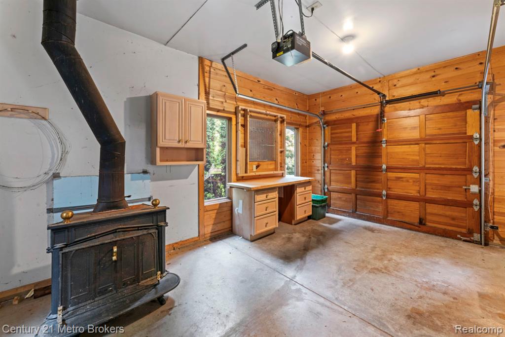 751 River Edge Court, Flushing, MI 48433 — Photo 28