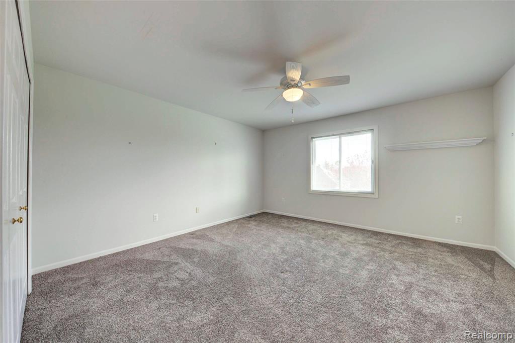 15756 Lamont Drive, Macomb, MI 48042 — Photo 36