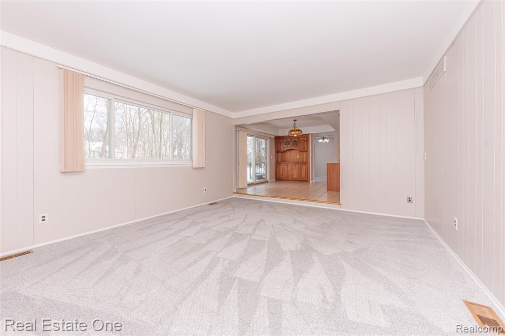 41958 Sunderland Drive, Canton, MI 48187 — Photo 32