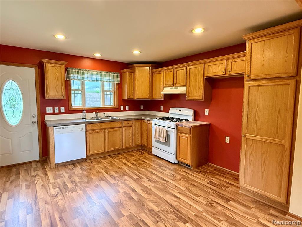 6378 11th Street, Otter Lake, MI 48464 — Photo 16