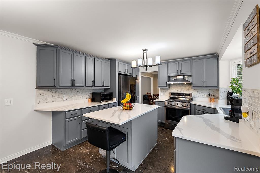 4527 Rochester Road, Troy, MI 48085 — Photo 27