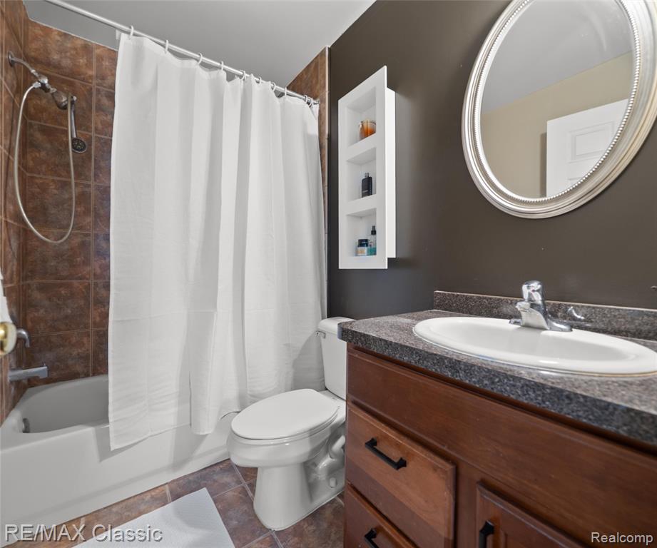 45623 N Stonewood Road, Canton, MI 48187 — Photo 22