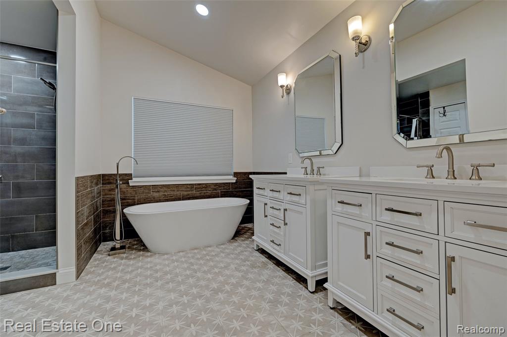 545 Sandhurst Street, Oxford, MI 48371 — Photo 27