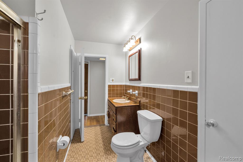4934 McKinley Street, Dearborn Heights, MI 48125 — Photo 16