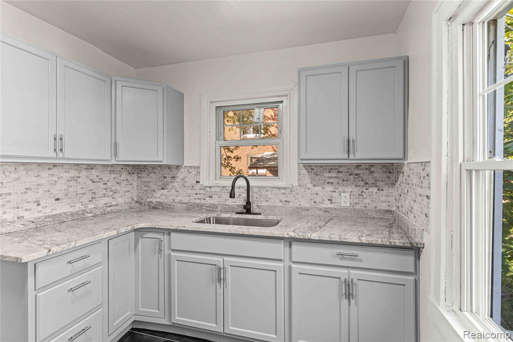 1558 College Avenue, Lincoln Park, MI 48146 — Photo 13