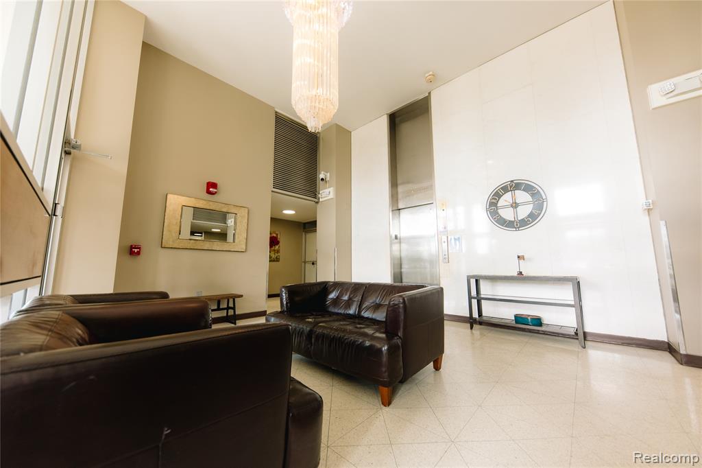 22700 Garrison Street, 906, Dearborn, MI 48124 — Photo 4