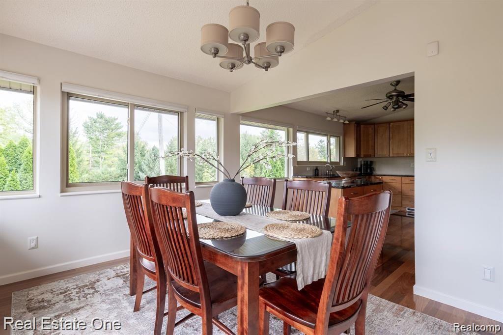 2728 DEVONSHIRE, Leonard, MI 48367 — Photo 11