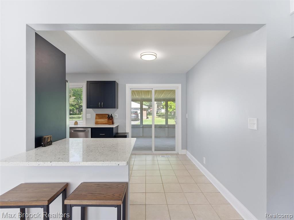47375 Harry Street, Utica, MI 48317 — Photo 17