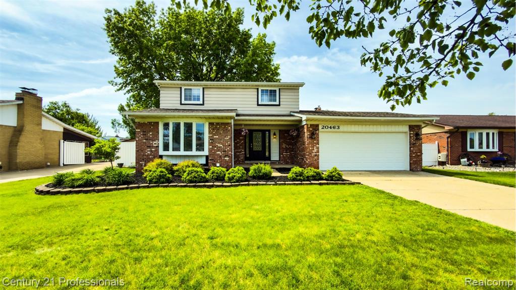 20463 Law Avenue, Brownstown, MI 48183 — front exterior