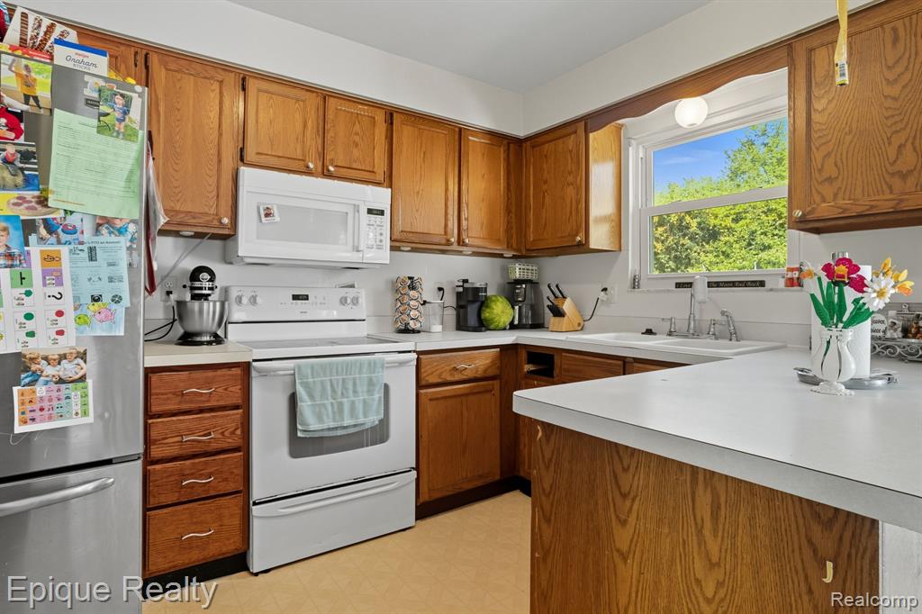 109 Murray Court, Marine, MI — Photo 10