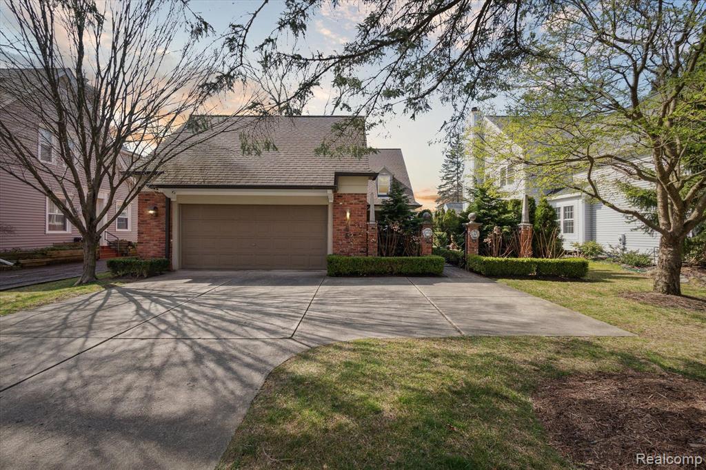 768 SOUTHFIELD Road, Birmingham, MI 48009 — Photo 2