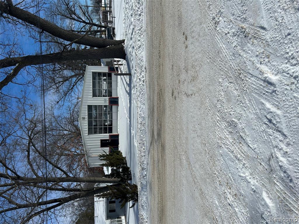3044 W Houghton Lake Drive, Houghton Lake, MI, 48629