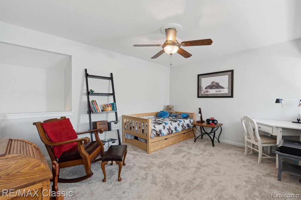 1202 ARBOR RIDGE Drive, 2, Brighton, MI 48116 — Photo 25