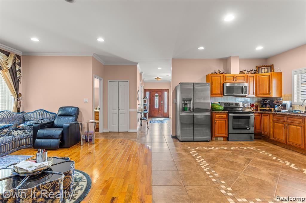 4851 WILLIAMSON Street, Dearborn, MI 48126 — Photo 9