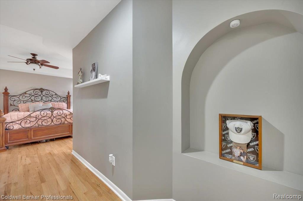 5082 BIRCH TREE Court, Grand Blanc, MI 48439 — Photo 19