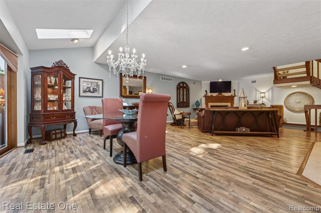 6586 Scenic Pines Court, 43, Clarkston, MI — Photo 17