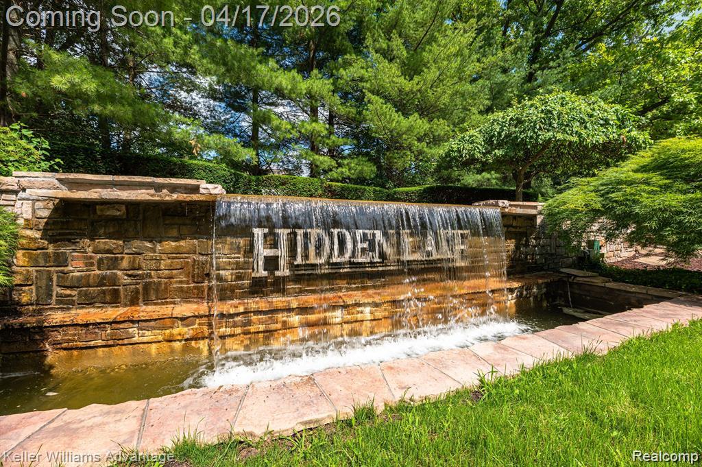 10993 Stoney Point Drive, South Lyon, MI, 48178