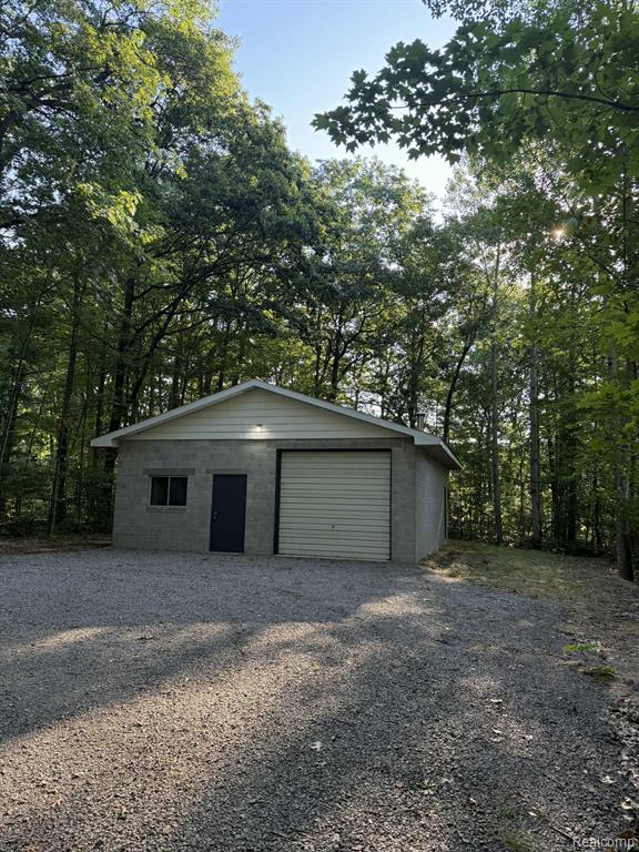 8460 N Harrison, Roscommon, MI 48653 — Photo 3
