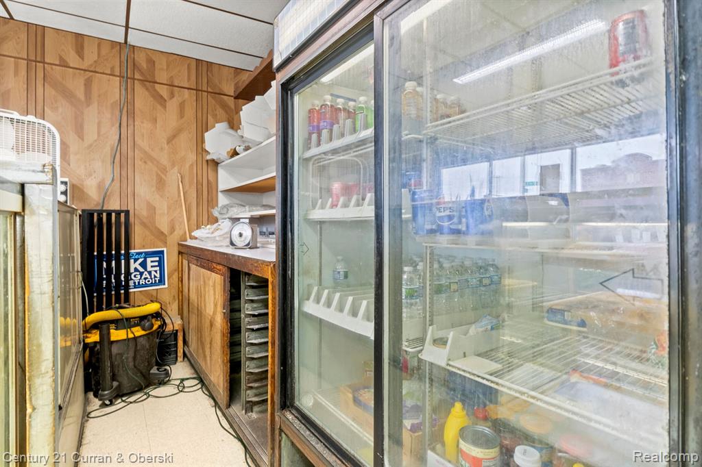 736 E STATE FAIR RD, Highland Park, MI 48203 — Photo 31